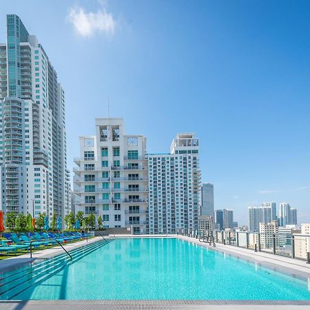 Luxurious King Bed Suite In Downtown Маямі Екстер'єр фото